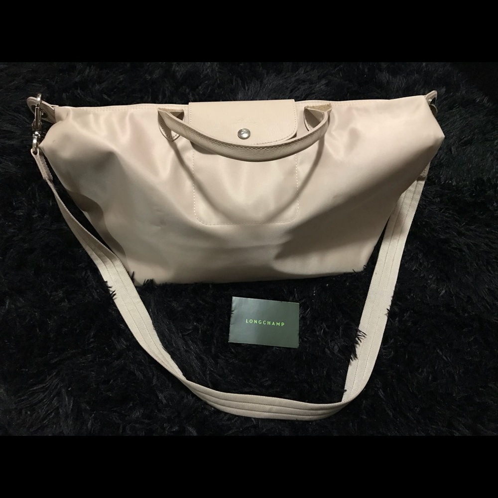 Barely Used. Long Champ in a PERFECT CONDITION